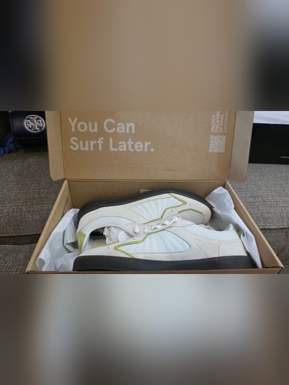 P448 Box - White / Cedro Color Label